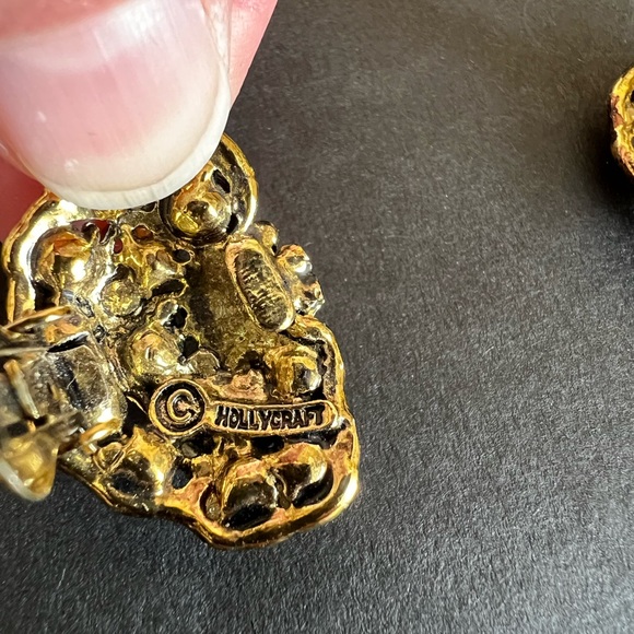 Gorgeous Vintage Amber Rhinestone Hollycraft Clip Earrings - Picture 3 of 4
